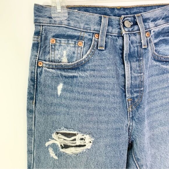 NWT Levi’s 501 High Rise Distressed Jeans in Can't Touch This Size 24 - Picture 5 of 16
